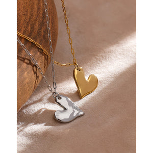 Love in paris Necklace