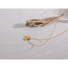 Load image into Gallery viewer, Starfish Necklace
